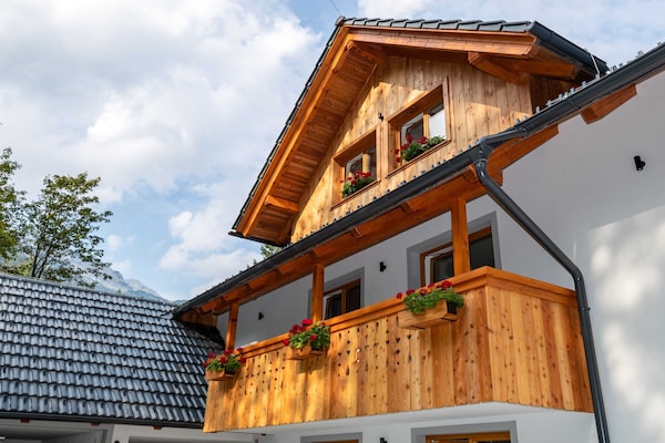Foto van The Woodland Nook Apartments Bohinj - Standard Two Bedroom Apartment with Balcony - Outdoor