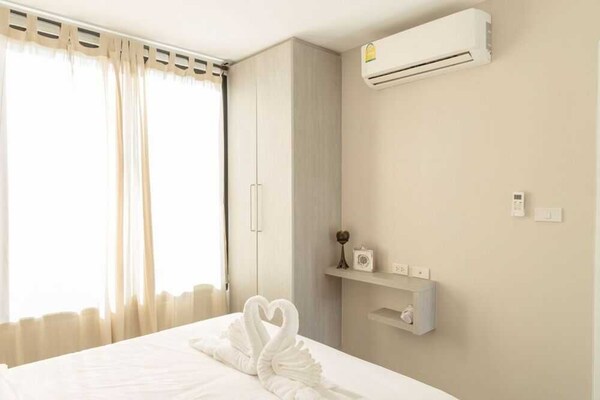 Foto van Premier Deluxe Verblijf | Embassy District Comfort - BedRoom