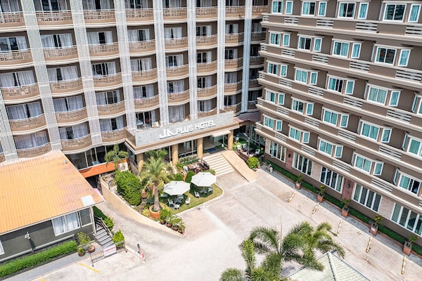 Foto van Premiere Double Stay | Ontspan in luxe aan zee - Vakantiehuis in Pattaya - ExteriorSummer