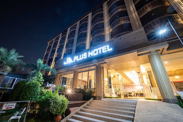 Foto van Thailand Triple Suite | Ruim groepsverblijf - Vakantiehuis in Pattaya - ExteriorSummer