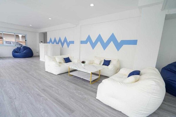 Foto van Trendy dubbelverblijf aan de kust Noord-Pattaya - Vakantiehuis in Pattaya - FloorPlan