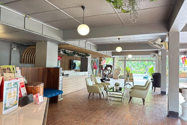 Foto van Privé tweepersoonskamer | Budgetkeuze - Vakantiehuis in Chiang Mai - HallReception