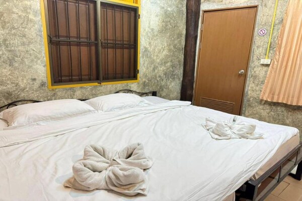 Foto van Privé DBL-retraite|Gedeelde badkamer rustige sfeer - BedRoom