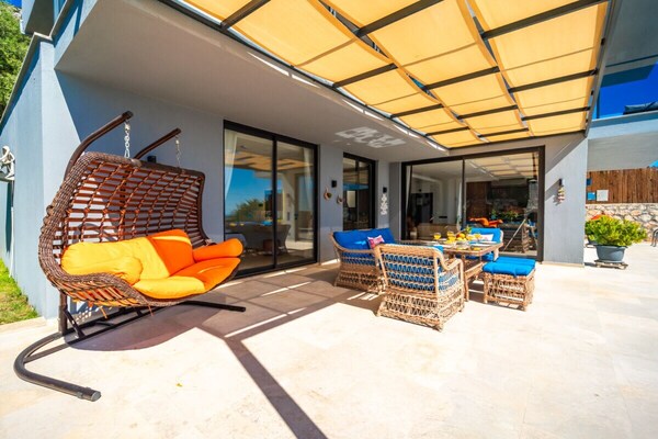 Foto van Villa in Kalkan met zwembad - Vakantiehuis in Kalkan - Untagged