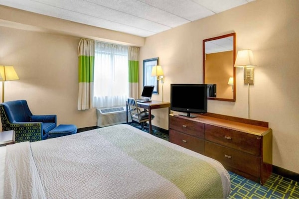 Foto van 1 tweepersoonsbed | Niet-roken - Vakantiehuis in MILFORD - BedRoom