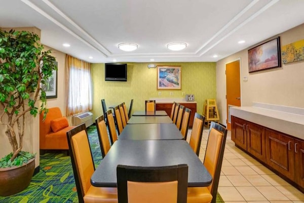 Foto van 1 kingsize bed | Rookvrij - Vakantiehuis in MILFORD - Facilities