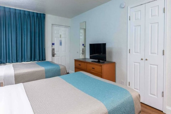 Foto van 2 bedden | Mobiele toegang | NSMK | Microkoelkast - Vakantiehuis in North Little Rock - BedRoom