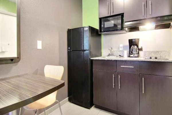 Foto van 1 tweepersoonsbed (queensize) | Rookvrij - Vakantiehuis in Austin TX - Kitchen
