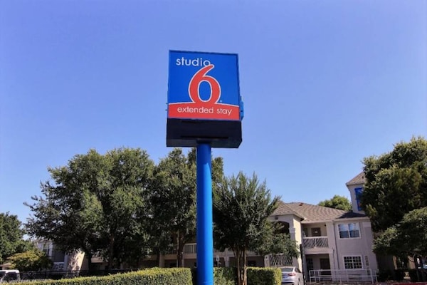 Foto van 1 tweepersoonsbed (queensize) | Rookvrij - Vakantiehuis in Austin TX - ExteriorSummer