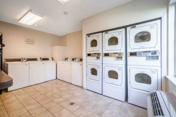 Foto van 1 tweepersoonsbed (queensize) | Niet roken - Vakantiehuis in Duluth - Facilities