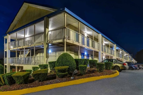Foto van 1 kingsize bed | Rookvrij - Vakantiehuis in Atlanta - ExteriorSummer