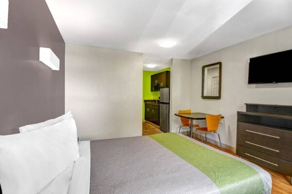Foto van 1 tweepersoonsbed (queensize) | Niet-roken - Vakantiehuis in CHAMBLEE - BedRoom