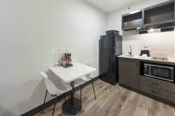 Foto van 1 tweepersoonsbed (queensize) | Rookvrij - Vakantiehuis in Tucker - Kitchen