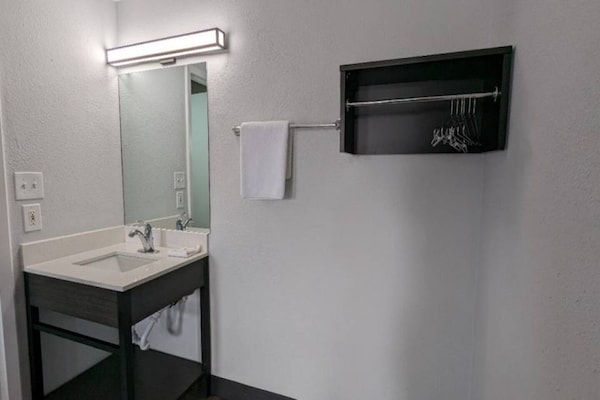 Foto van 1 tweepersoonsbed | Toegankelijk voor mindervaliden/bad - Facilities