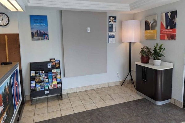 Foto van 1 tweepersoonsbed | Toegankelijk voor mindervaliden/bad - FloorPlan