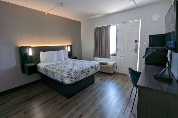 Foto van 1 tweepersoonsbed | Toegankelijk voor mindervaliden/bad - BedRoom