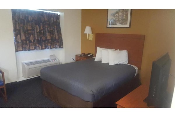 Foto van 1 kingsize bed | Rookvrij, Keuken - Vakantiehuis in Richmond VA - BedRoom