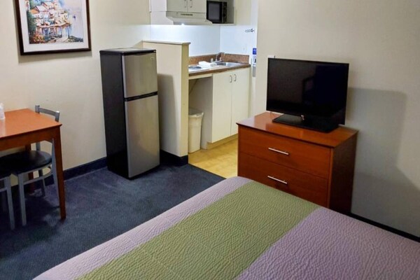 Foto van 1 tweepersoonsbed (queensize) | Roken mogelijk - Vakantiehuis in Richmond VA - BedRoom