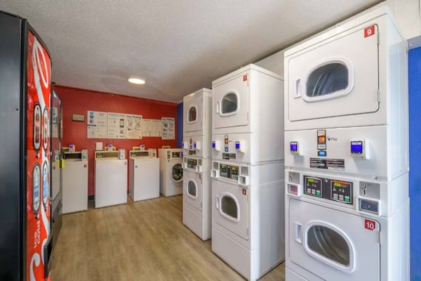 Foto van 1 tweepersoonsbed (queensize) | Niet-roken, Keuken - Facilities