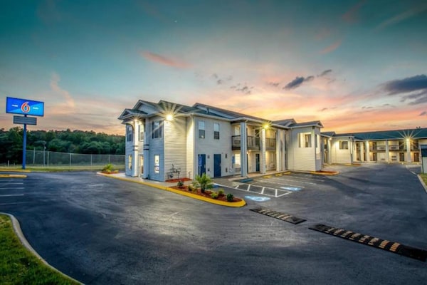 Foto van 1 tweepersoonsbed (luxe), keuken, rookvrij - Vakantiehuis in Greenville - ExteriorSummer