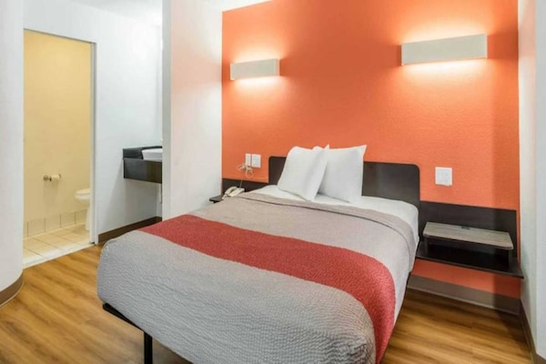 Foto van 1 tweepersoonsbed (queensize) | Roken toegestaan - Vakantiehuis in Harvey - BedRoom