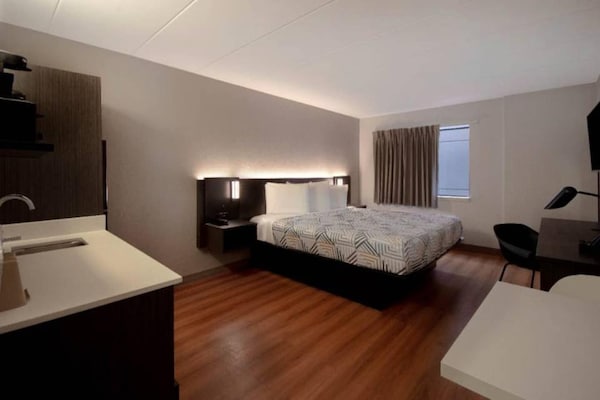 Foto van 1 tweepersoonsbed | Douche conform ADA/RI-normen - Vakantiehuis in MERRILLVILLE - BedRoom