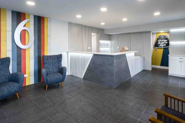 Foto van 1 tweepersoonsbed (queensize) | Roken toegestaan, Keuken - FloorPlan