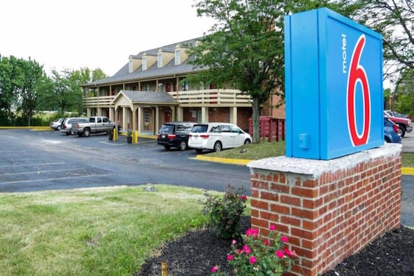 Foto van 1 Queensize Bed | Niet Rokend - Vakantiehuis in Dayton - ExteriorSummer