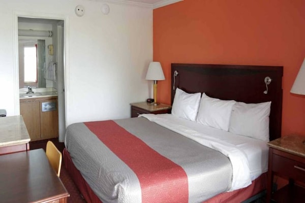 Foto van 1 Queensize Bed | Niet Rokend - Vakantiehuis in Dayton - BedRoom