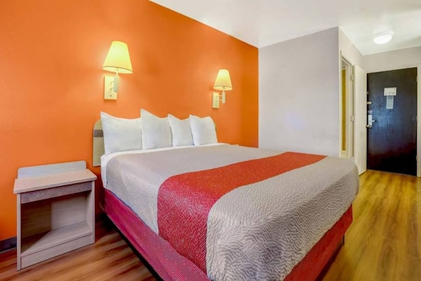 Foto van 1 kingsize bed | Rookvrij - Vakantiehuis in Española - BedRoom