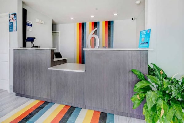 Foto van 1 kingsize bed | Rookvrij - Vakantiehuis in Aransas Pass - FloorPlan