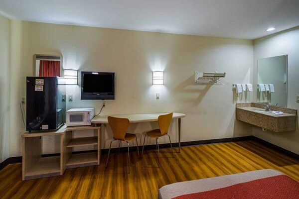 Foto van 1 kingsize bed | Rookvrij - Vakantiehuis in Urbana - BedRoom