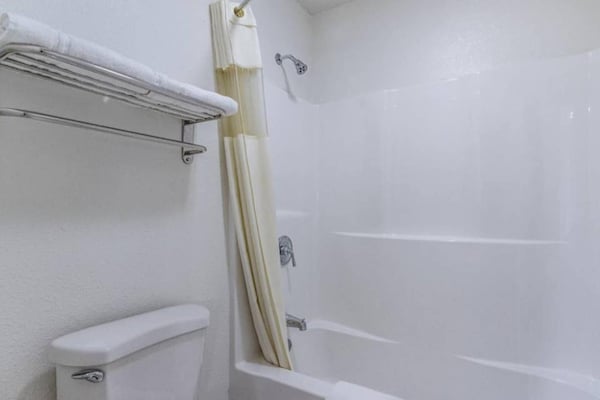 Foto van 1 kingsize bed | Rookvrij - Vakantiehuis in Urbana - Facilities