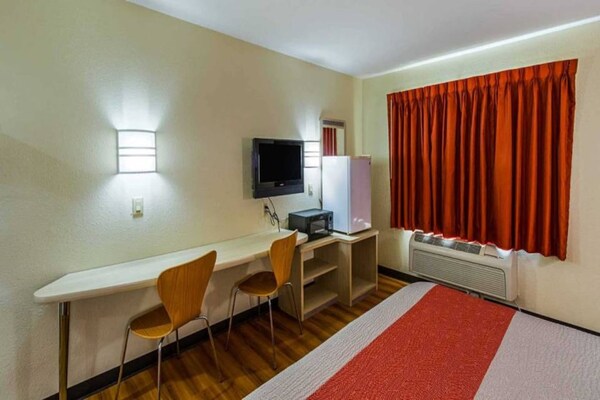 Foto van 1 Koning|Mobiliteit|Badkuip|Nsmk - Vakantiehuis in Urbana - BedRoom