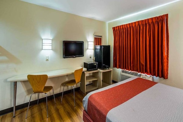 Foto van 1 Koning|Mobiliteit|Badkuip|Nsmk - Vakantiehuis in Urbana - BedRoom