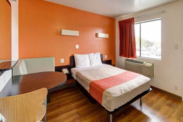 Foto van 1 tweepersoonsbed (Queensize) | Smk | Amherst - Vakantiehuis in Amherst - BedRoom