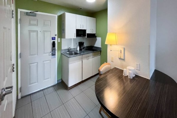 Foto van 1 tweepersoonsbed (queensize) | Niet-roken, Keuken - Kitchen