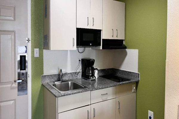 Foto van 1 tweepersoonsbed (queensize) | Niet-roken, Keuken - Kitchen
