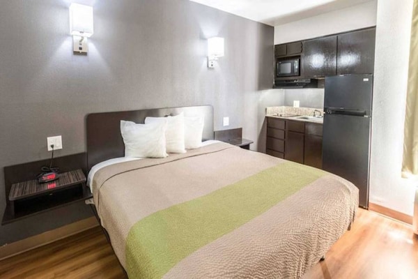 Foto van 1 kingsize bed | Suite, sm, slaapbank - Vakantiehuis in Dallas - BedRoom