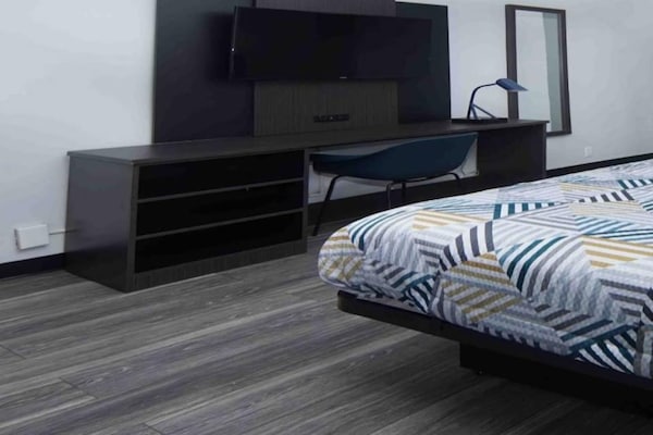 Foto van 1 kingsize bed | Roken toegestaan - Vakantiehuis in Fort Worth TX - BedRoom