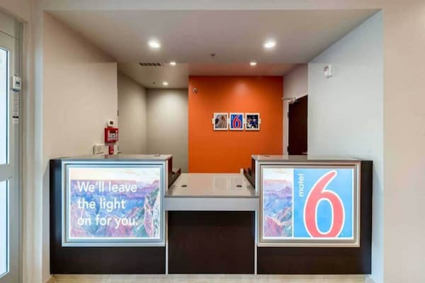 Foto van 1 tweepersoonsbed (Queensize) | Nsmk, minikoelkast - FloorPlan