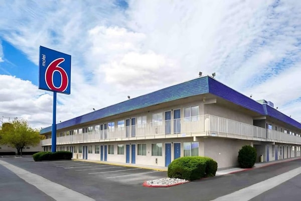 Foto van 1 tweepersoonsbed | Rookvrij - Vakantiehuis in Holbrook - Facilities