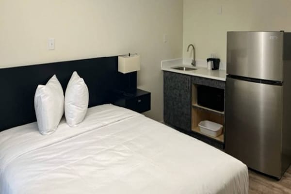 Foto van 1 tweepersoonsbed (queensize) | Rookvrij, Keuken - Vakantiehuis in Pasco - BedRoom
