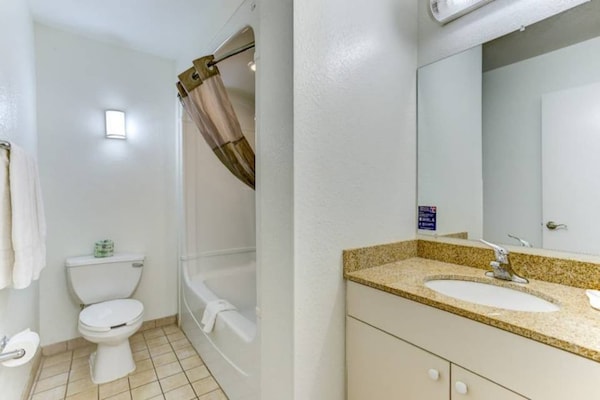 Foto van 1 tweepersoonsbed (Queensize) | Suite | Kissimmee - Vakantiehuis in Kissimmee - BedRoom