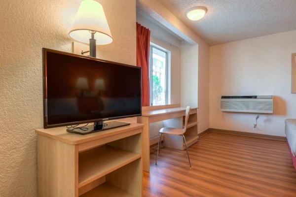Foto van 1 tweepersoonsbed |Toegankelijk voor mindervaliden - BedRoom
