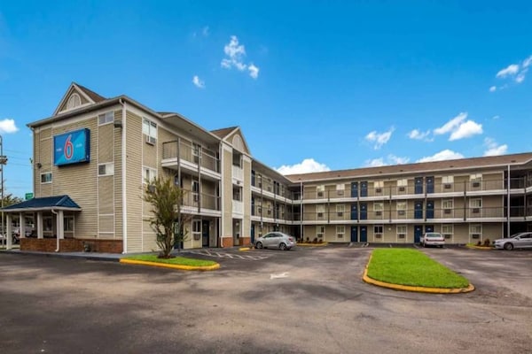 Foto van 1 King Bed | Niet-rokende, Keuken - Vakantiehuis in Jacksonville - ExteriorSummer