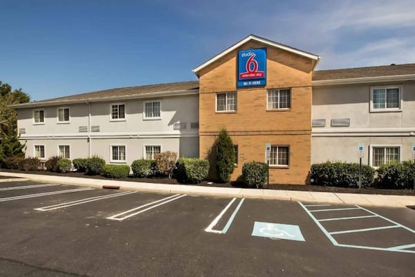 Foto van 1 tweepersoonsbed (queensize) | Niet-roken - Vakantiehuis in East Brunswick - ExteriorSummer