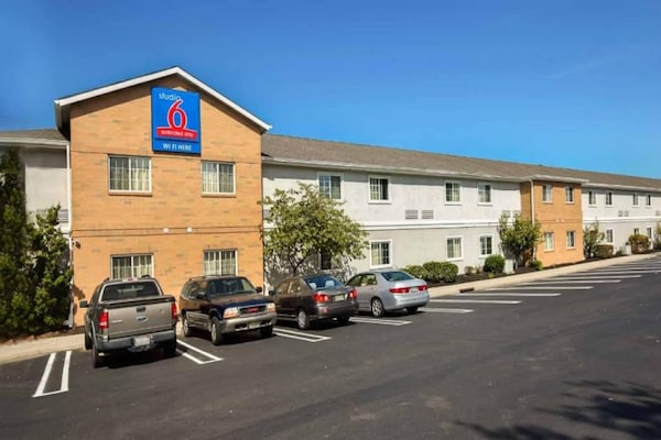 Foto van 1 tweepersoonsbed (queensize) | Niet-roken - Vakantiehuis in East Brunswick - ExteriorSummer