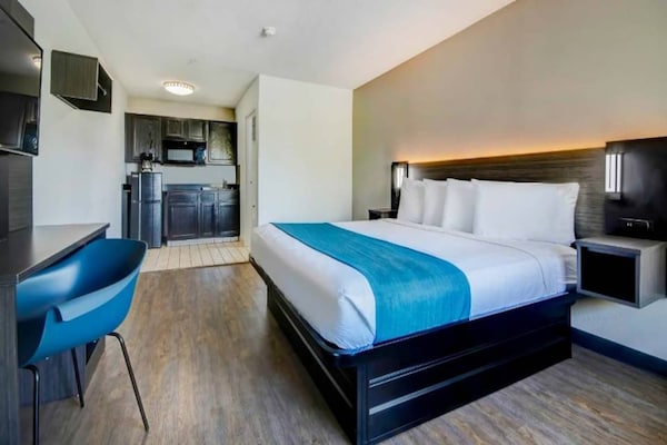 Foto van 1 King Bed | Roken - Vakantiehuis in Ocean Springs - BedRoom