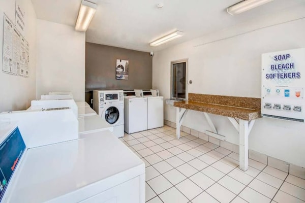 Foto van 1 King Bed | Roken - Vakantiehuis in Ocean Springs - Facilities